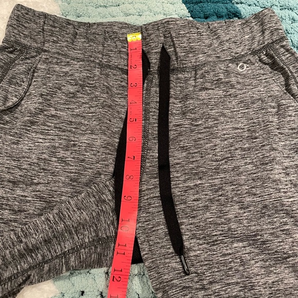 Gap brand joggers - Picture 3 of 7